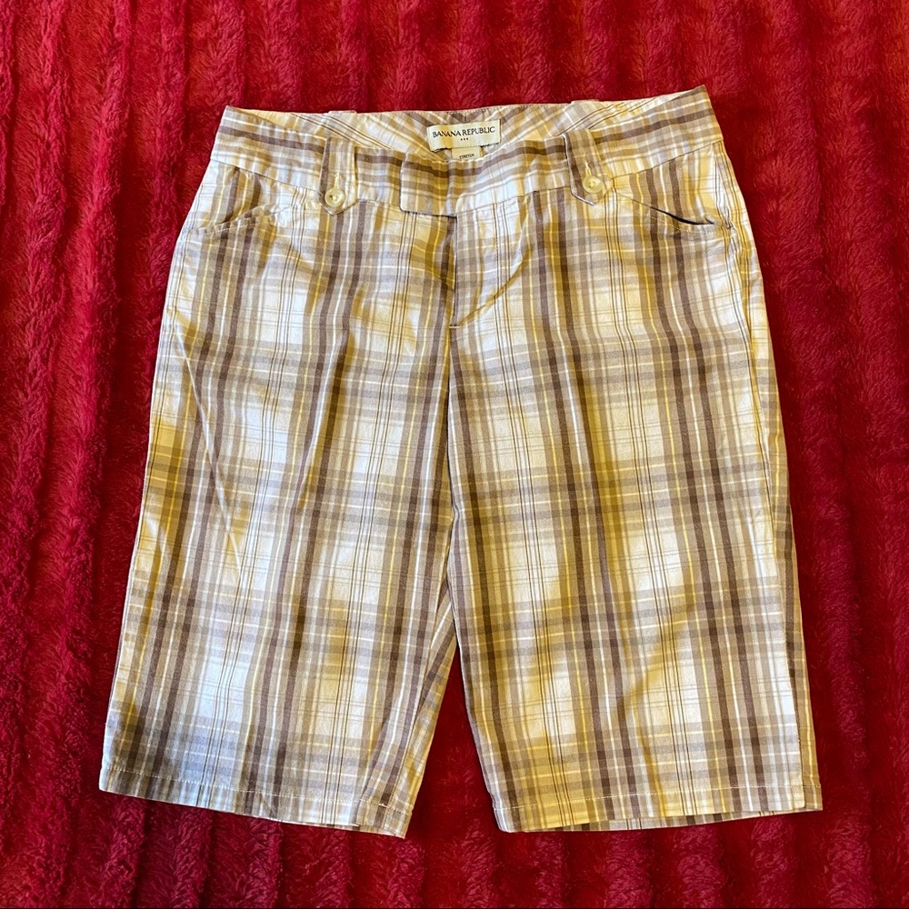 BANANA REPUBLIC Plaid Bermuda Shorts